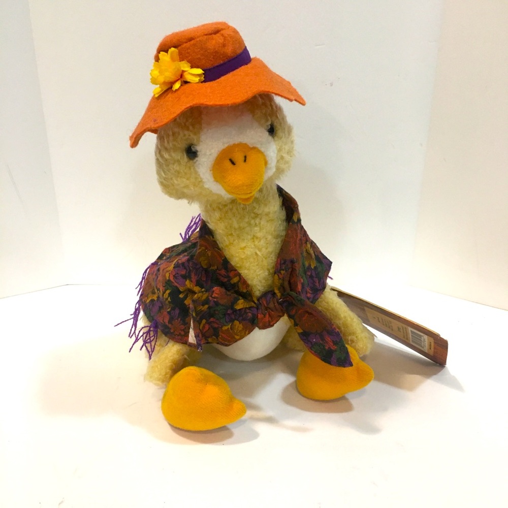 1990’s Hallmark Storybook Friends Gracie The Goose